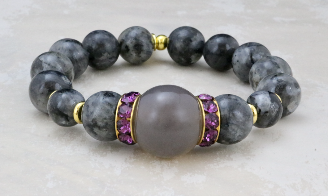 Gray Agate on Black Labradorite