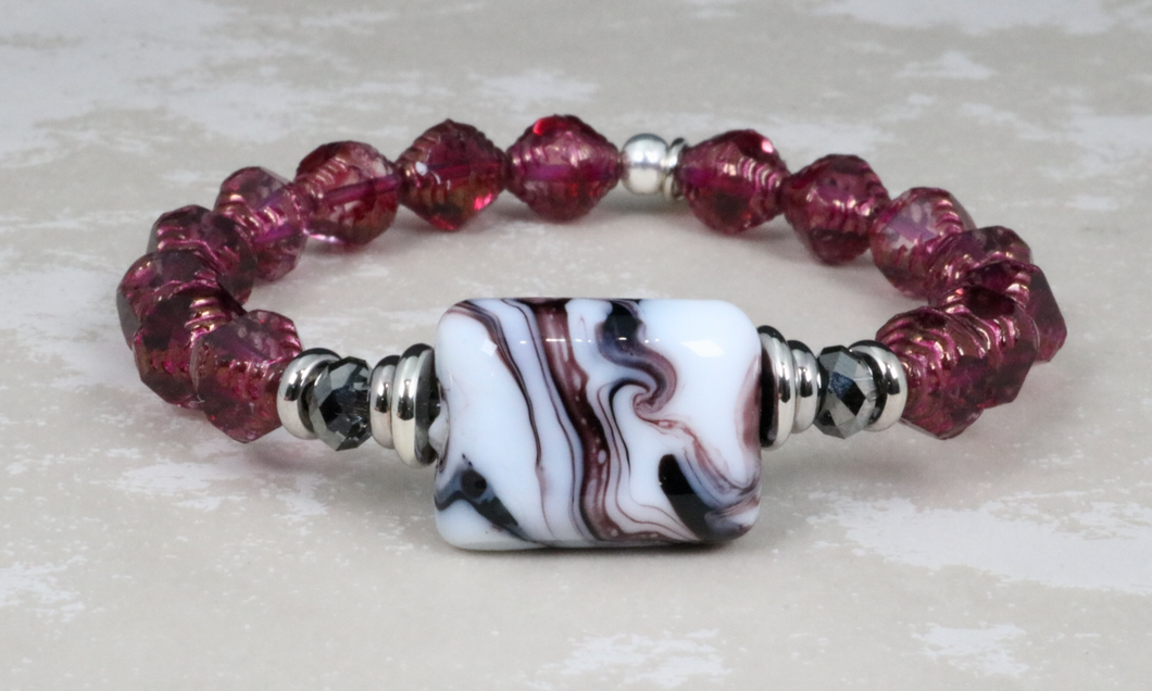 Czech glass center on bicones