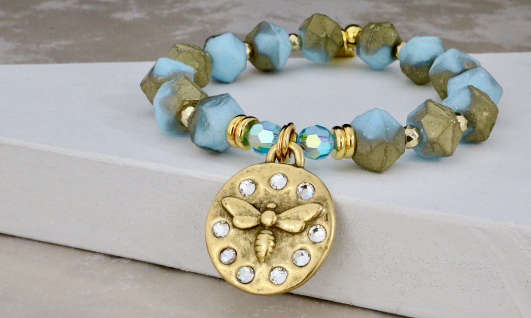 Crystal Bee Relic on Czech Star Cut