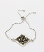 Load image into Gallery viewer, Crystal Rocks Slider Bracelet - Metallic Gold
