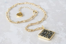 Load image into Gallery viewer, Crystal Rocks Necklace - Metallic Gold
